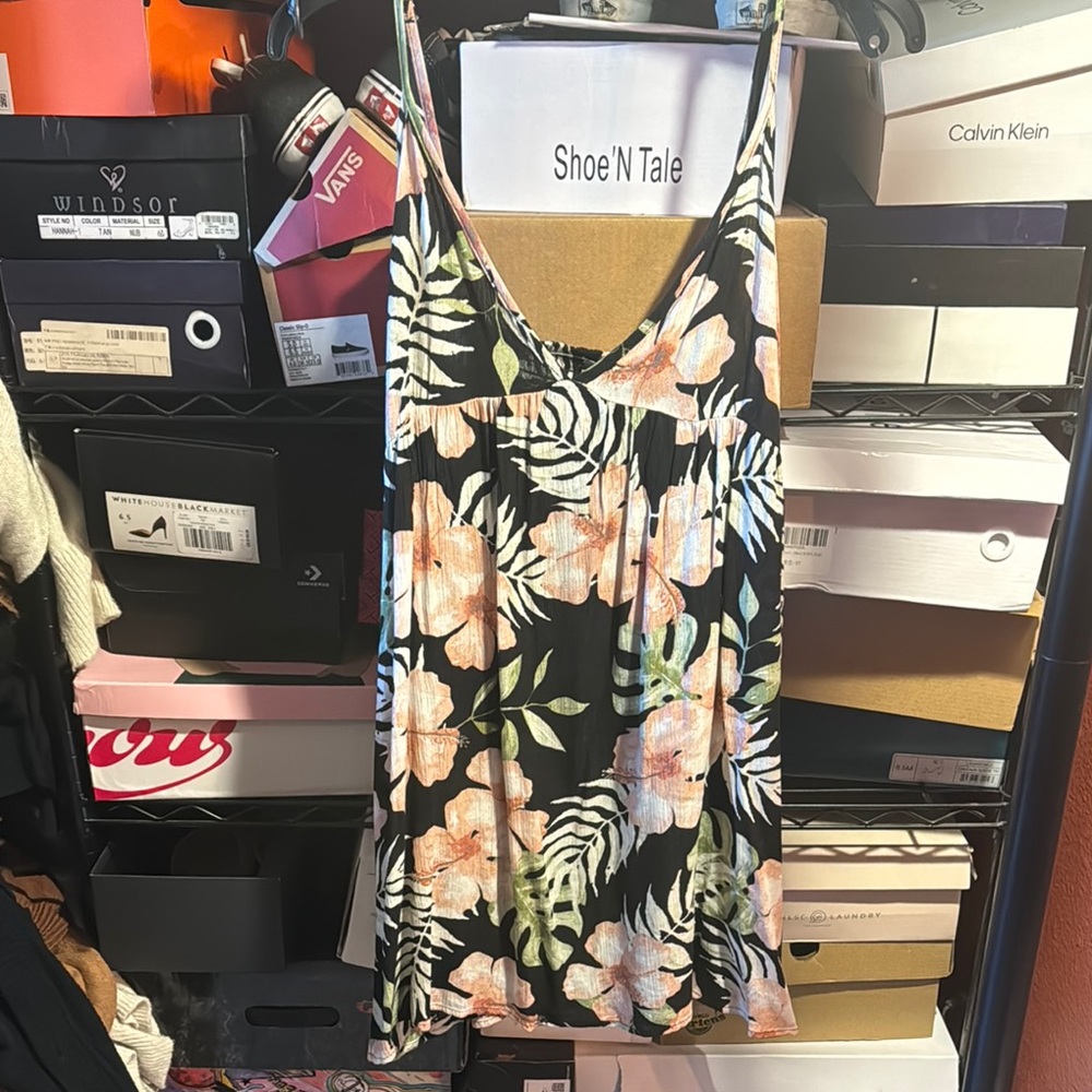 Floral Black Sleeveless Top